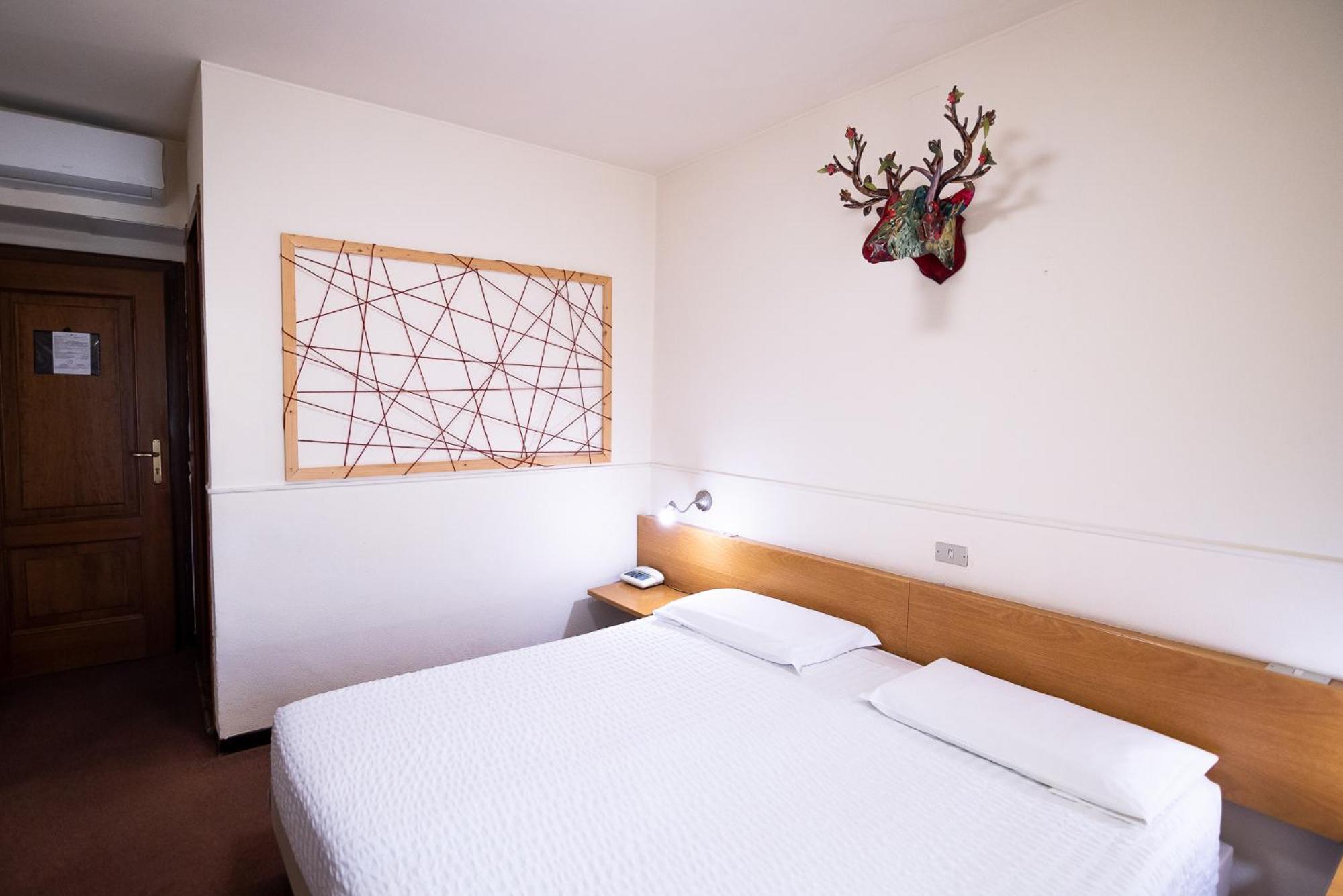 Hotel Rendez Vous Châtillon Extérieur photo