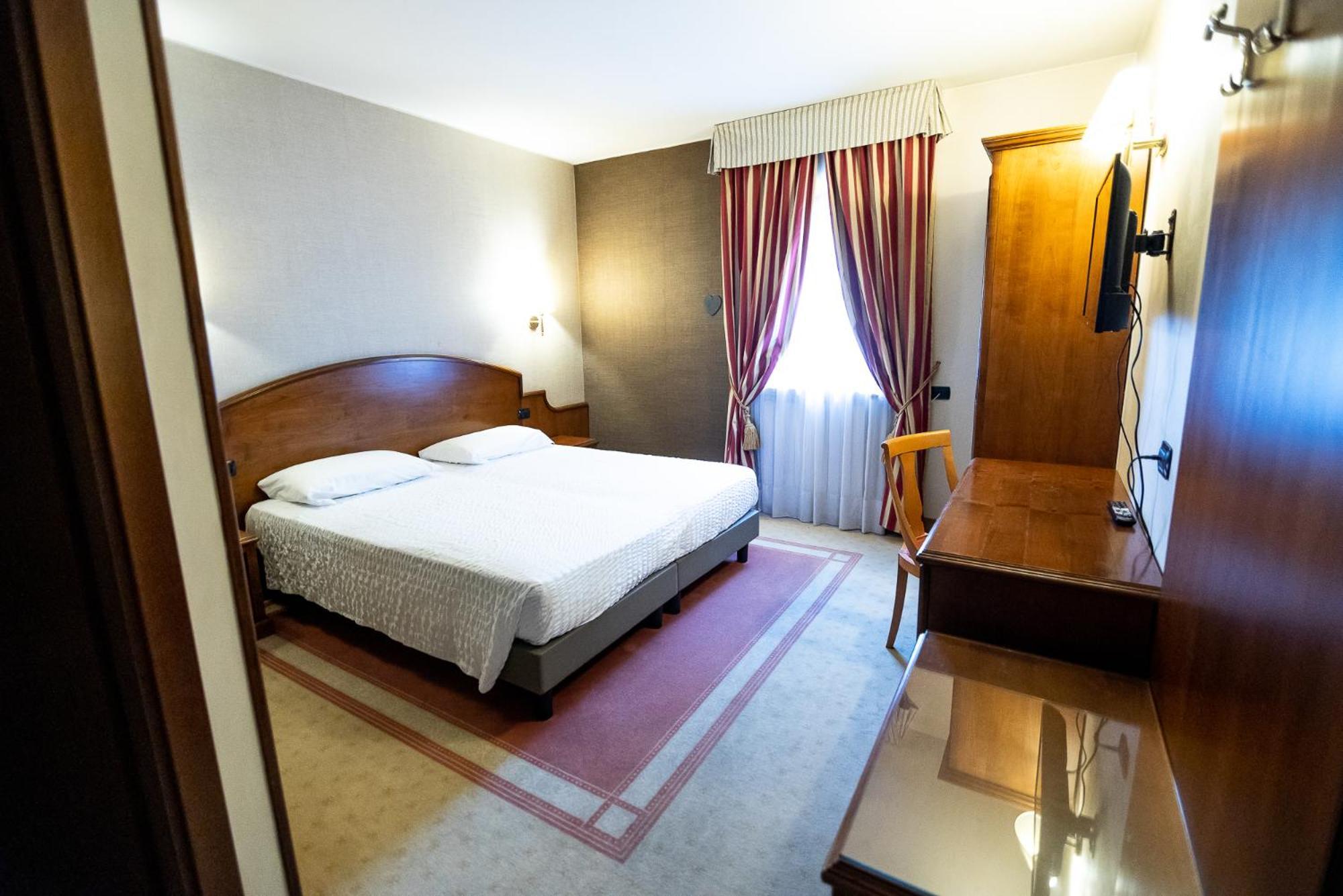 Hotel Rendez Vous Châtillon Extérieur photo