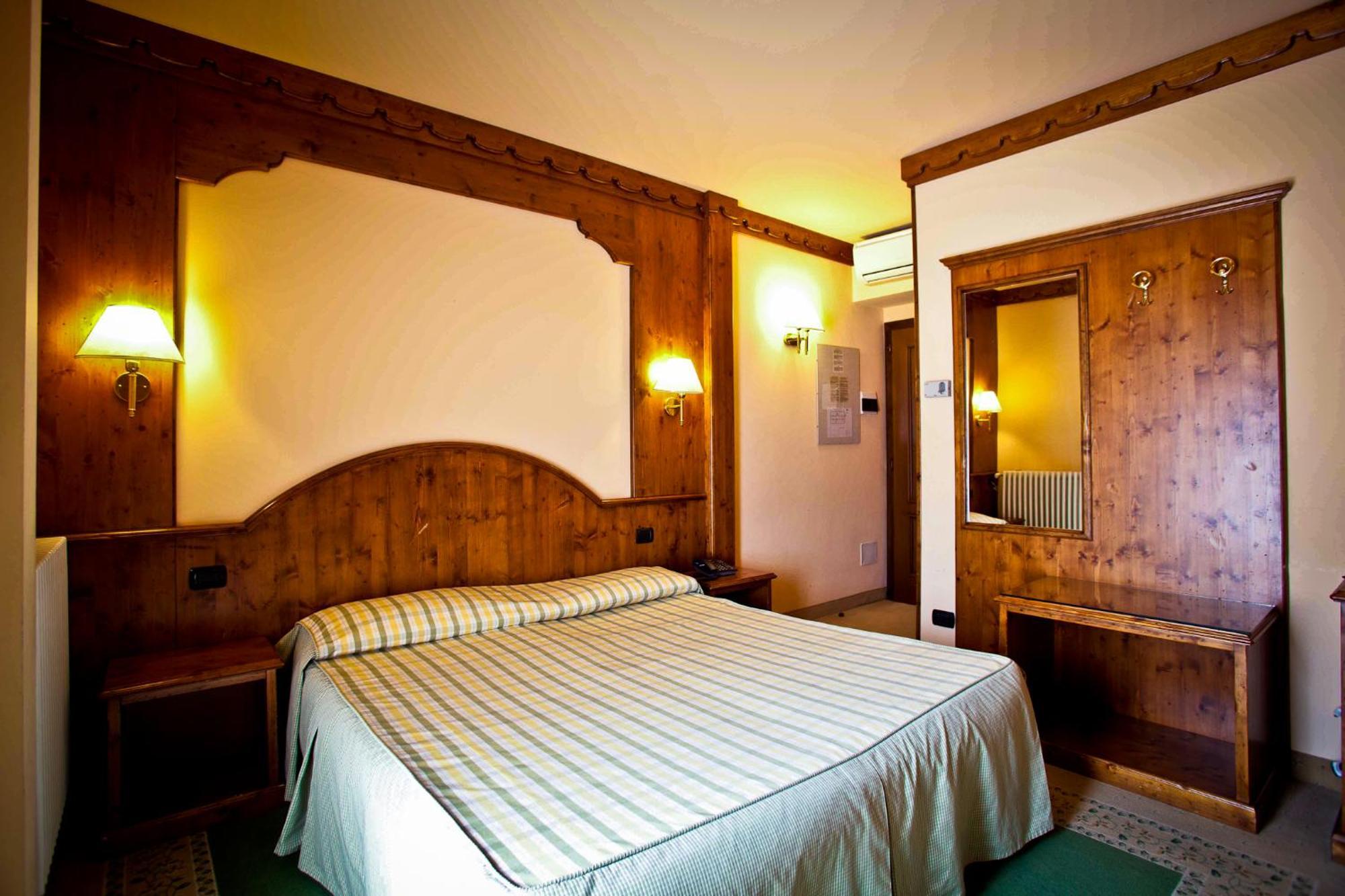 Hotel Rendez Vous Châtillon Extérieur photo